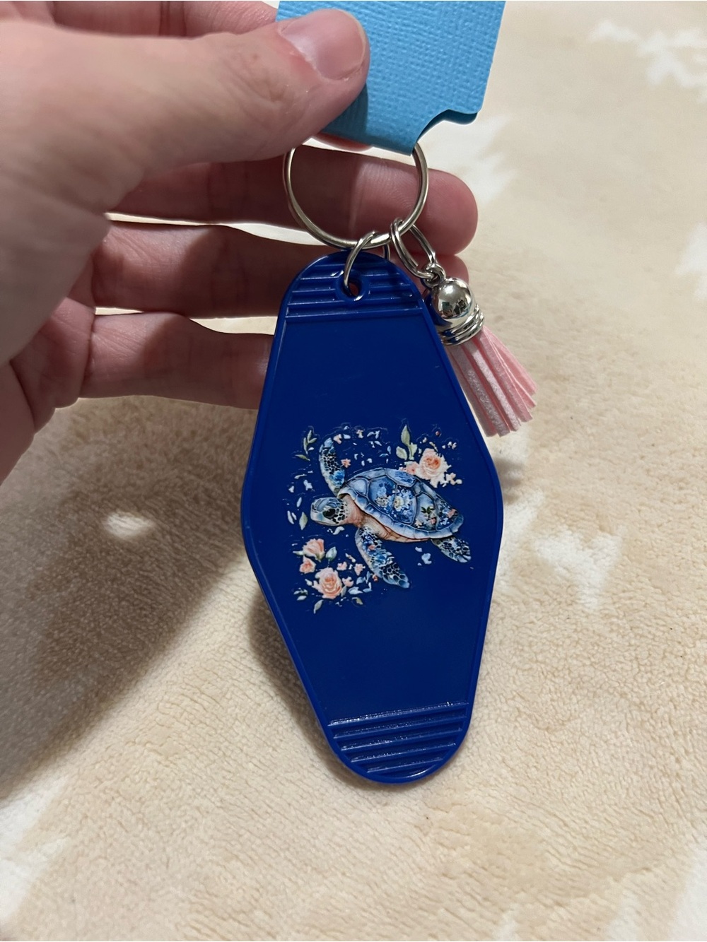 Sea Turtle Keychain 🌊 - Picture 4 of 5